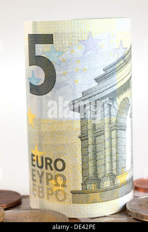 Berlin, Allemagne, 5 euro bill et Euromuenzen Banque D'Images