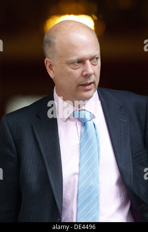 Chris Grayling MP Lord chancelier et secrétaire d'Etat à la Justice participe à la réunion hebdomadaire du cabinet à No:10 Downing Street Banque D'Images