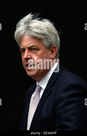 Andrew Lansley CBE DÉPUTÉ Leader de la Chambre des communes et Lord du Sceau privé assiste à la réunion hebdomadaire du cabinet à No:10 Downing Street Banque D'Images