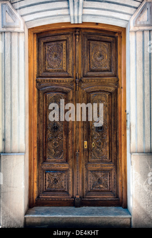 Porte en bois à Grenade Banque D'Images