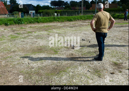 Concours de boules Village, Normandie, France Banque D'Images