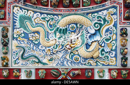 Dragon chinois sur le mur texture à Bang Pa-in Palace, Thaïlande Banque D'Images