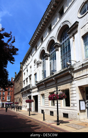 Architecture et Bâtiments, place de l'hôtel de ville, jardins, Leicester City, Leicestershire, Angleterre, Grande-Bretagne, Royaume-Uni Banque D'Images