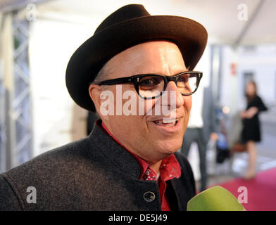 Oldenburg, Allemagne. 11e Août, 2013. L'acteur et réalisateur américain, Bobcat Goldthwait, est membre du jury du Festival du Film Oldenburg et arrive à son ouverture à Oldenburg, Allemagne, 11 septembre 2013. Cassel reçoit le Grand Sceau de la ville d'Oldenburg. Photo : Ingo Wagner/dpa/Alamy Live News Banque D'Images