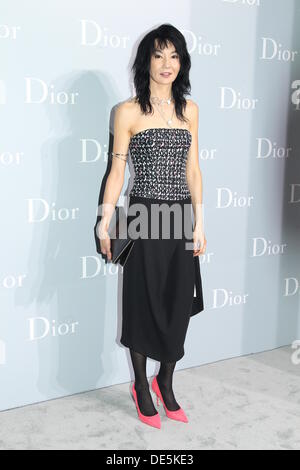 Hong Kong, Chine. 10e Août, 2013. Maggie Cheung assiste à la cérémonie d'ouverture de Dior à Hong Kong, Chine le mardi 10 septembre 2013. © TopPhoto/Alamy Live News Banque D'Images