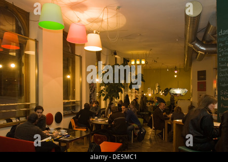 Österreich, Wien 7, Café 'Das Möbel', Burggasse 10 Banque D'Images