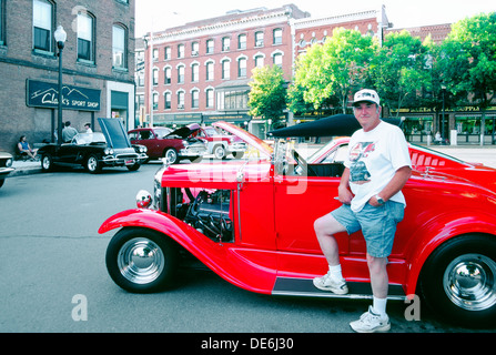 Hot Rod classic car club amateurs rencontrez dans le New England ville de Greenfield, Massachusetts, USA Banque D'Images