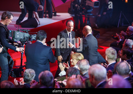 Leipzig, Allemagne, François Hollande dans le Gewandhaus à la cérémonie 150 ans SPD Banque D'Images