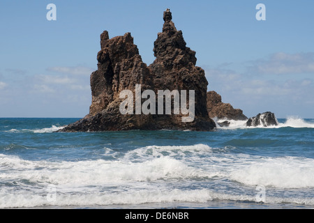 Roque de Benijo dans la côte d'Anaga à Tenerife, Îles Canaries. Banque D'Images