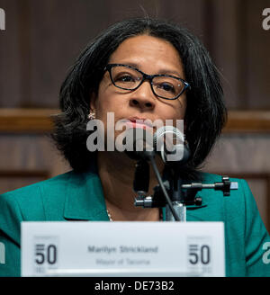 Birmingham, Alabama, USA. 12e Août, 2013. MARILYN STRICKLAND, Maire de Tacoma, WA, participe à une discussion sur les ''atteindre la justice économique'' à la seizième Street Baptist Church. Crédit : Brian Cahn/ZUMAPRESS.com/Alamy Live News Banque D'Images