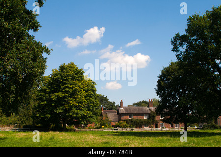 L'Angleterre, Cheshire, Village Styal cottages Banque D'Images