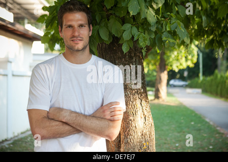 Footballeur bosniaque Asmir Begovic, qui joue comme gardien de but pour le club de Premier League Stoke City et la Bosnie et Herzégovine Banque D'Images