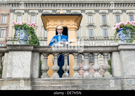 Garde à l'extérieur de Palais Royal de Stockholm Banque D'Images