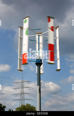 Bottrop, Allemagne, tours verticaux de l'éolienne Banque D'Images