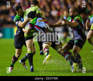 Londres, UK - Vendredi 13 septembre 2013. Au cours de l'action l'Aviva Premiership match joué au stade de Twickenham Stoop, London Crédit : Graham Wilson/Alamy Live News Banque D'Images