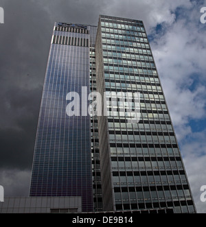 Panneaux solaires BIPV sur New Century House, COOP, Manchester, Angleterre, RU Banque D'Images