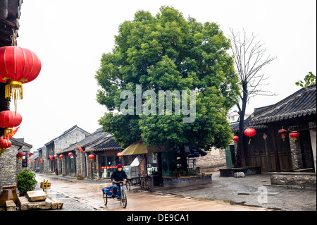 Le matin à Dongguan street de Yangzhou, Chine Banque D'Images