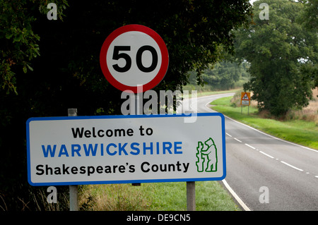 Bienvenue à Shakespeare, Warwickshire County Road sign Banque D'Images