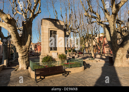 Première Wolrd War Memorial, Collioure, Pyrénées-Orientales, Languedoc-Roussillon, France Banque D'Images