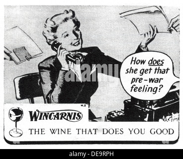 1947 publicité pour le vin Wincarnis Banque D'Images