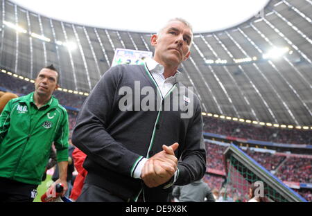 Munich, Allemagne. 14e Août, 2013. L'entraîneur-chef de Hanovre Mirko Slomka avant la Bundesliga match entre FC Bayern Munich et Hannover 96 à Munich, Allemagne, 14 septembre 2013. Photo : Tobias Hase/dpa/Alamy Live News Banque D'Images