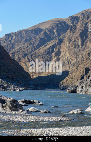 La rivière Snake dans le Hells Canyon sur le Colorado/Oregon frontière. Banque D'Images