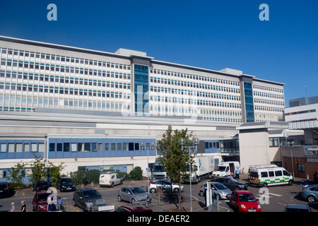 L'Hôpital de la santé l'Hôpital universitaire du pays de Galles UHW Heath Cardiff South Wales UK Banque D'Images