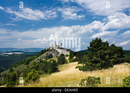 Château de Cachtice, Nove Mesto nad Vahom, district de Trencin, Slovaquie, région Europe Banque D'Images