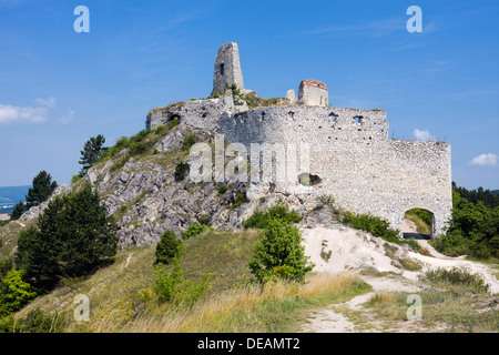 Château de Cachtice, Nove Mesto nad Vahom, district de Trencin, Slovaquie, région Europe Banque D'Images