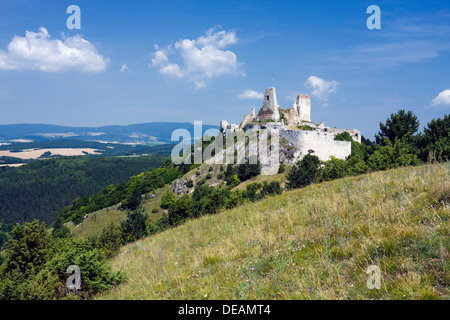 Château de Cachtice, Nove Mesto nad Vahom, district de Trencin, Slovaquie, région Europe Banque D'Images