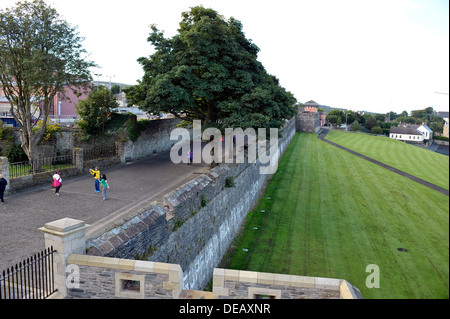 La grande Parade, murs de Derry, Derry, Londonderry, en Irlande du Nord, Royaume-Uni Banque D'Images