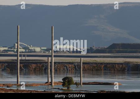 Barrage de stériles à Potgietersrus mine de platine, Limpopo, Afrique du Sud, Banque D'Images