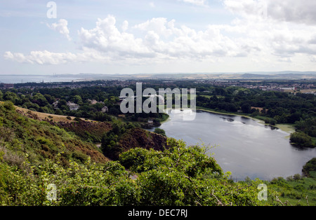 Duddingston Loch de Holyrood Park, Edinburgh, Ecosse. Banque D'Images