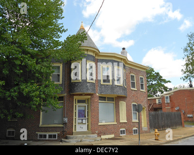 Maison de style Emire ou stocker à Wilmington, Delaware, l'ensemble de l'ancien suédois l'Église. Dans le quartier historique de la rue Church, inscrites à la PNSR le 12 juin 1987. Le quartier est délimité par la huitième, sauterelle, septième, et l'église Sts. Banque D'Images