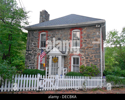 Maison dans le quartier historique de Dickeyville sur la PNSR depuis le 12 juillet 1972 sur les routes de l'Weathedsville Pickwick et Gwynn's Falls Banque D'Images