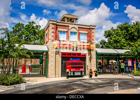 La Station de pompiers de la ville de Legoland Theme Park Florida Banque D'Images