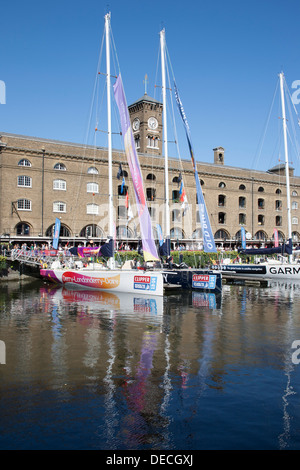 Le Clipper Round the World Race flotte à St Katharine Docks, Région de Tower Hamlets, Londres, Angleterre, Royaume-Uni Banque D'Images