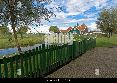 Vue d'un fromage ferme, appelé 'De Catharinahoeve" à Zaanse Schans, Zaandam, Hollande du Nord, Pays-Bas Banque D'Images