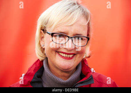 Potsdam, Allemagne. 16e Août, 2013. Les dirigeants du SPD, Sigmar Gabriel, et Frank-Walter Steinmeier, de concert avec les dirigeants du SPD Brandebourg tenir des discours pour l'élection fédérale de 2013 à Potsdam. / Photo : Andrea Wicklein (SPD - Potsdam), membre du Bundestag. © Reynaldo Chaib Paganelli/Alamy Live News Banque D'Images