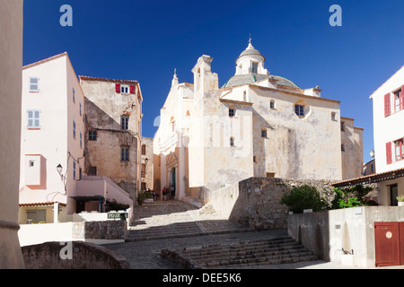 Vieille ville de Calvi avec l'église de Saint Jean Baptiste, Calvi, Balagne, Corse, France, Europe, Méditerranée Banque D'Images