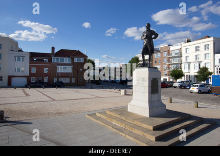 Le monument Horatio Nelson à Grand Parade, Old Portsmouth, Hampshire Royaume-Uni Europe Banque D'Images