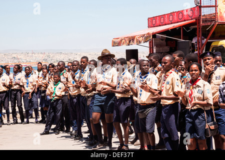 L'Afrique, l'Angola, Luanda. Scouts en uniforme se sont réunis à Lobito. Banque D'Images