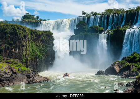 Foz de Iguazu (chutes Iguaçu), Parc National de l'Iguazu, Site du patrimoine mondial de l'UNESCO, l'Argentine, l'Amérique du Sud
