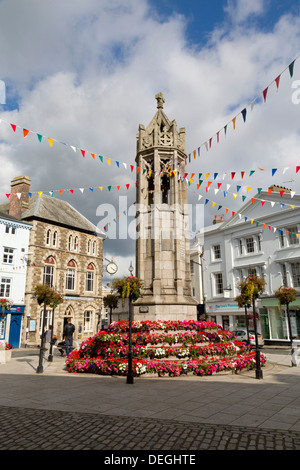 Launceston ; War Memorial ; Town Square, Cornwall, UK Banque D'Images