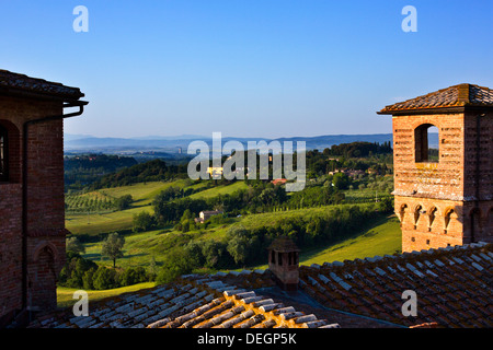 Faisceau de toit d'un hôtel, le Castello delle Quattro Torra, Sienne, Toscane, Italie Banque D'Images