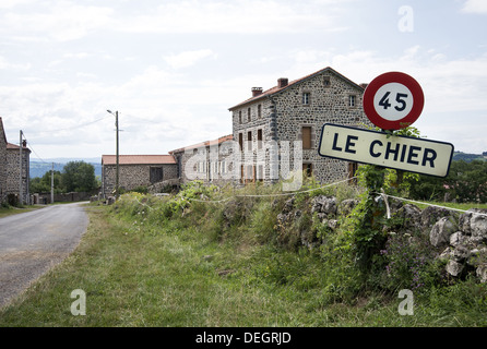 Le village pittoresque du Chier sur la route GR65, le Camino de Santiago, France Banque D'Images