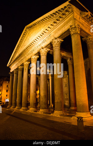 Panthéon Panthéon la nuit, Rome, Rome, Latium, Italie Banque D'Images