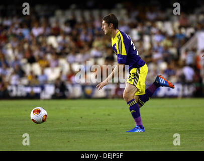 Valence, Espagne. Jeudi 19 Septembre 2013 Photo : Ben Davies de Swansea Re : l'UEFA Europa League match contre CHANTIER Valence v Swansea City FC, à l'Estadio Mestalla, l'Espagne, le Crédit : D Legakis/Alamy Live News Banque D'Images