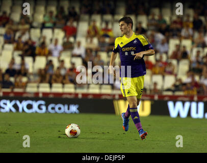 Valence, Espagne. Jeudi 19 Septembre 2013 Photo : Ben Davies de Swansea Re : l'UEFA Europa League match contre CHANTIER Valence v Swansea City FC, à l'Estadio Mestalla, l'Espagne, le Crédit : D Legakis/Alamy Live News Banque D'Images