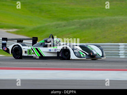 Austin, TX, USA. 19e Août, 2013. Le 19 septembre 2013 .Daniel Rebecca Goldburg / Delray Beach, FL de la performance de conduite de haute technologie # 6 Elan DP-02 IMSA Lites Prototypes Prototype Lite 1 Voiture de sport international pendant les week-end à Austin, TX. Credit : csm/Alamy Live News Banque D'Images